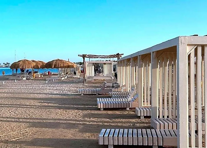 Sea View Access Princess Hurgada